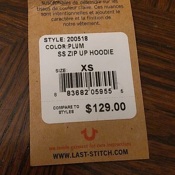 True Religion Women's Zip-Up Hoodie Sweatshirt XS NWT Short Sleeves  Purple - Picture 13 of 15